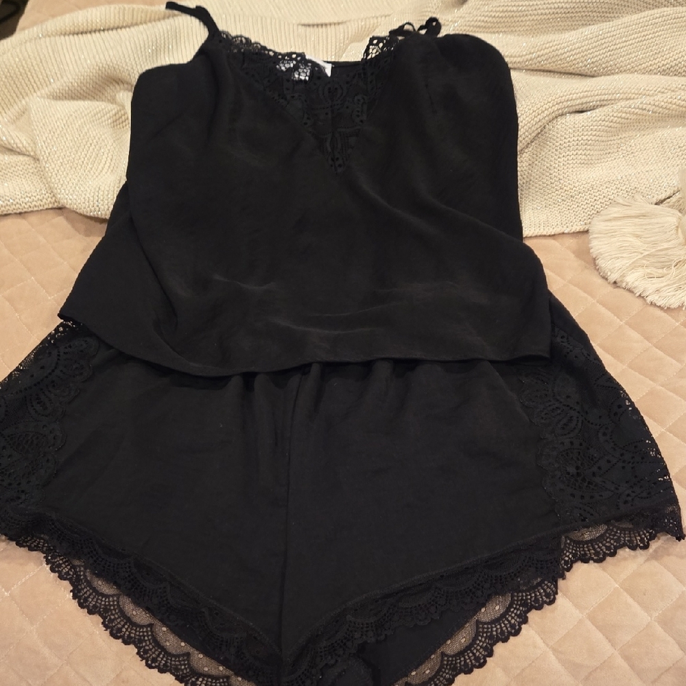 Chic Black Sexy Lace Sleepwear Set Fr: Dillards